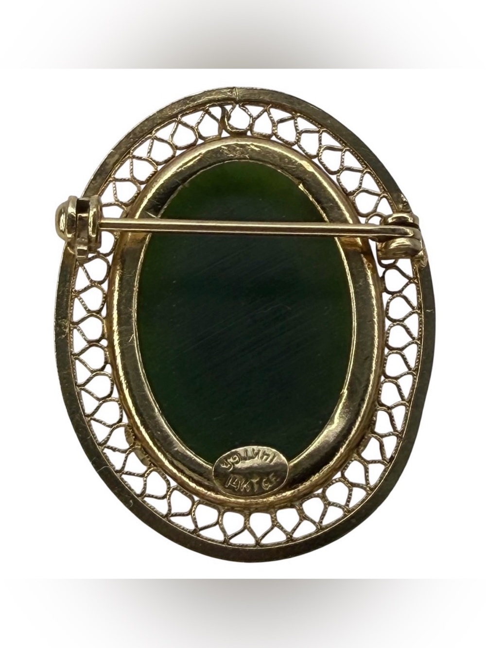 Elegant Vintage Oval Jade 14KT G.F. Filigree Brooch / Pin